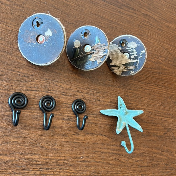 Set of 7 decorative wall hooks - Picture 10 of 10